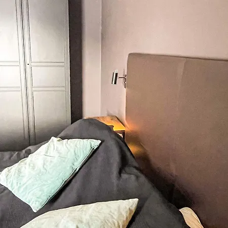 4 Star In Apartamento